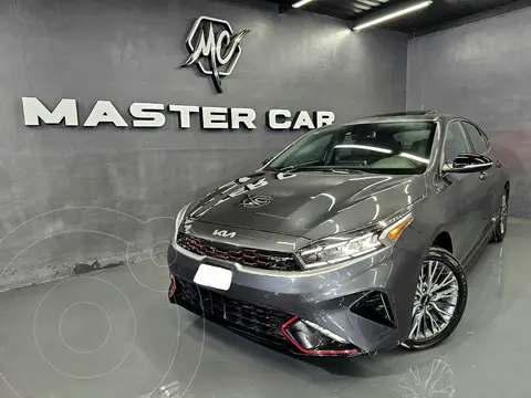 Kia Forte Sedan 1.6L GT Aut usado (2024) color Gris Oscuro precio $449,000