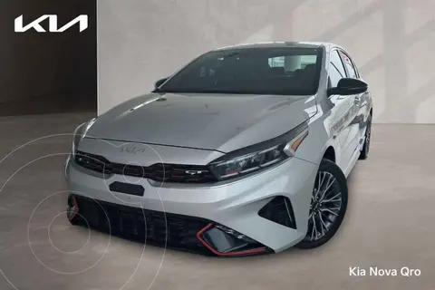Kia Forte Sedan 1.6L GT Aut usado (2024) color Plata precio $489,000