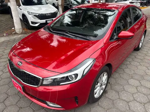 Kia Forte Sedan LX Aut usado (2018) color Rojo precio $187,000