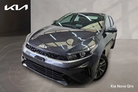 Kia Forte Sedan 2.0L LX Aut usado (2022) color Gris financiado en mensualidades(enganche $73,575 mensualidades desde $6,316)