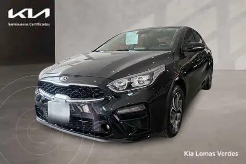 Kia Forte Sedan EX Aut usado (2020) color Negro precio $270,000