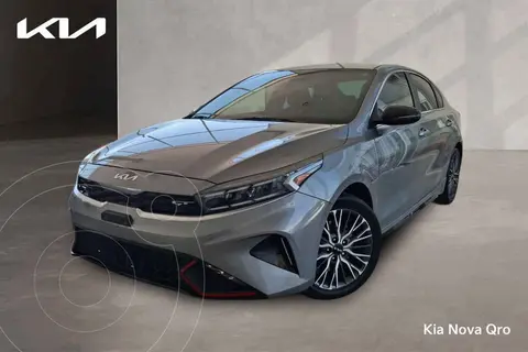Kia Forte Sedan 1.6L GT Aut usado (2022) color Gris precio $370,000