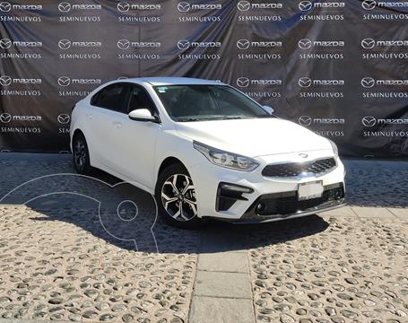 foto Kia Forte Sedán EX Aut usado (2020) color Blanco precio $330,000