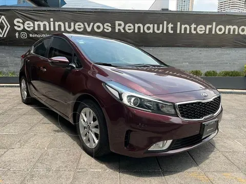 Kia Forte Sedan LX Aut usado (2018) color Rojo financiado en mensualidades(enganche $61,250 mensualidades desde $4,517)