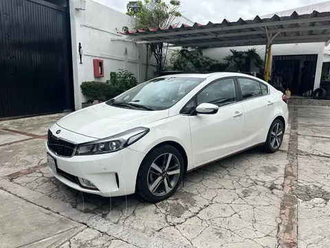 Kia Forte Sedan SX Aut usado (2018) color Blanco Perla financiado en mensualidades(enganche $61,250 mensualidades desde $5,181)