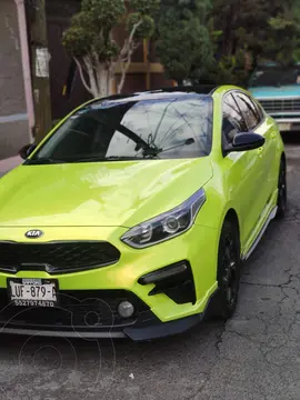 Kia Forte Sedan LX usado (2019) color Verde precio $245,000