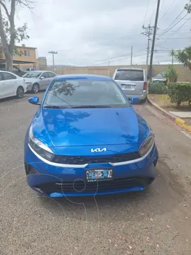 Kia Forte Sedan LX usado (2022) color Azul precio $265,000