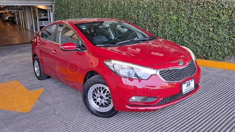 Kia Forte Sedan SX Aut usado (2016) color Rojo precio $249,900