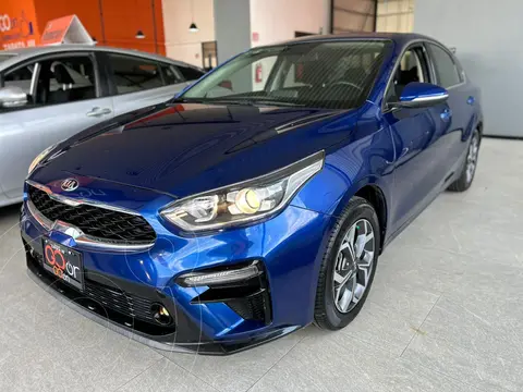 Kia Forte Sedan EX Aut usado (2020) color Azul Acero precio $249,000