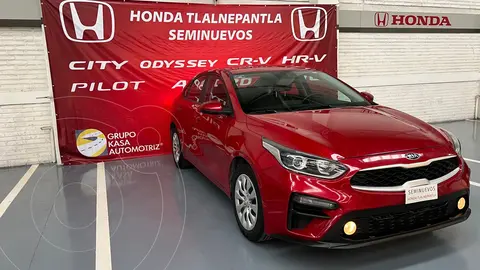 Kia Forte Sedan GT Line usado (2021) color Rojo precio $270,000