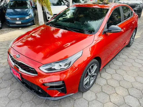 Kia Forte Sedan GT Aut Doble Embrague usado (2020) color Naranja financiado en mensualidades(enganche $80,356 mensualidades desde $7,137)