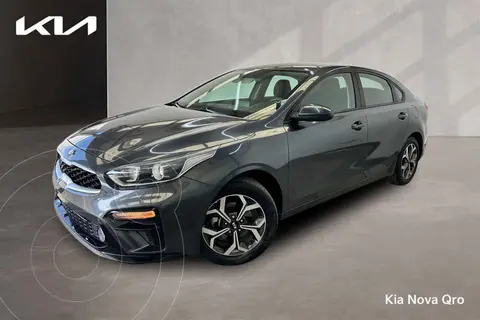 Kia Forte Sedan LX Aut usado (2020) color Gris financiado en mensualidades(enganche $74,392 mensualidades desde $6,386)