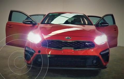 foto Kia Forte Sedán GT usado (2020) color Naranja precio $379,999