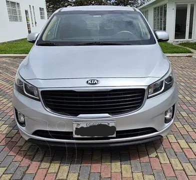 Kia Gran Carnival 3.3L R Aut usado (2019) color Plata precio u$s28.000