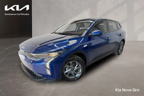 Kia K3 Hatchback LX usado (2025) color Azul financiado en mensualidades(enganche $91,288 mensualidades desde $7,836)