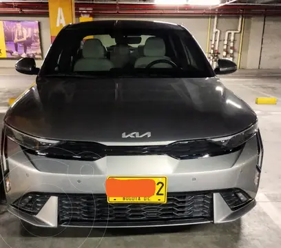 KIA K3 GT Line usado (2025) color Gris precio $99.400.000