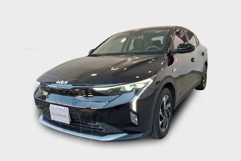 Kia K3 EX usado (2024) color Negro precio $315,000