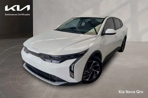 Kia K3 EX usado (2024) color Blanco financiado en mensualidades(enganche $95,102 mensualidades desde $8,164)