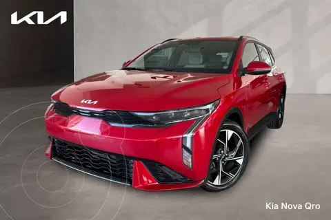 Kia K3 GT Line usado (2026) color Rojo financiado en mensualidades(enganche $113,088 mensualidades desde $9,708)