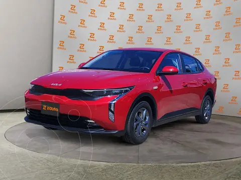 Kia K3 LX Aut usado (2024) color Rojo financiado en mensualidades(enganche $86,083 mensualidades desde $6,585)