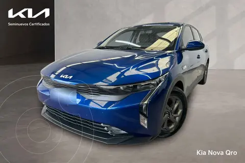 Kia K3 LX Aut usado (2024) color Azul financiado en mensualidades(enganche $81,205 mensualidades desde $6,971)
