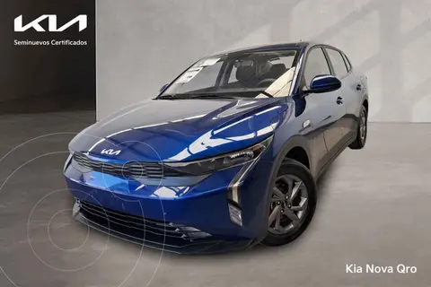 Kia K3 LX usado (2024) color Azul precio $290,000