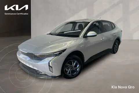 Kia K3 LX usado (2024) color Gris precio $305,000