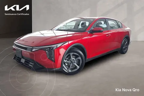 Kia K4 Sedan LX Aut usado (2026) color Rojo financiado en mensualidades(enganche $107,638 mensualidades desde $9,240)