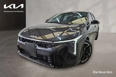 Kia K4 Sedan GT Line Turbo Aut usado (2025) color Negro precio $495,000