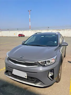 Kia Niro EV 1.6L Aut usado (2021) color Gris Metalico precio u$s14.000