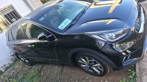 Kia Niro HEV EX usado (2020) color Negro Perla precio $330,000
