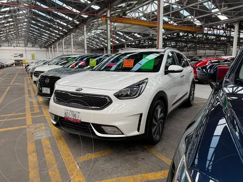 Kia Niro 1.6L GDI EX usado (2019) color Blanco Perla financiado en mensualidades(enganche $72,500 mensualidades desde $6,500)
