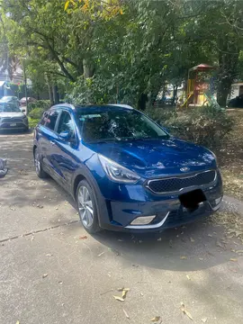 Kia Niro 1.6L GDI LX usado (2018) color Azul precio $215,000
