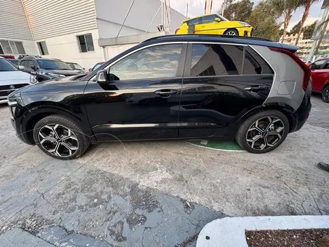Kia Niro 1.6L EX usado (2023) color Negro financiado en mensualidades(enganche $91,248)