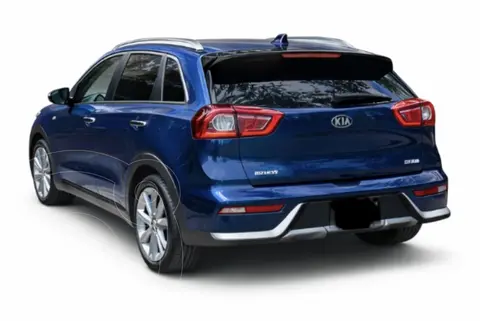 Kia Niro 1.6L GDI LX usado (2018) color Azul precio $215,000