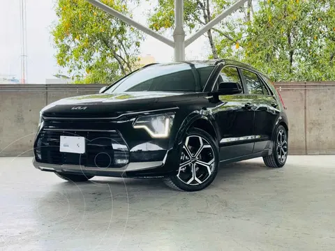 Kia Niro 1.6L EX usado (2024) color Negro financiado en mensualidades(enganche $131,780 mensualidades desde $13,000)