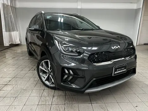 Kia Niro 1.6L EX usado (2022) color Gris precio $409,800