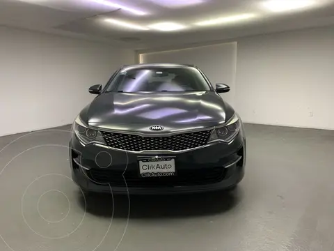 foto Kia Optima 2.4L GDI EX usado (2016) color Gris precio $245,000