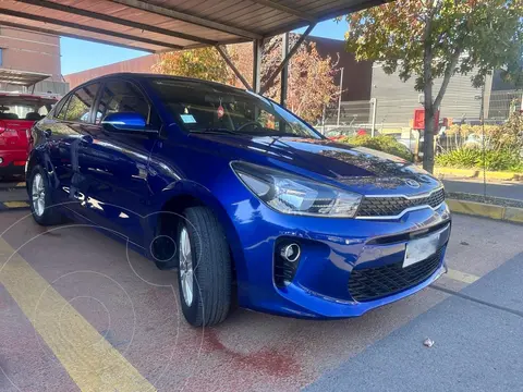 Kia Rio 4 1.4L LX AC ABS usado (2020) color Azul precio $8.700.000