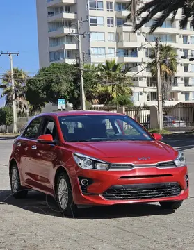 Kia Rio 5  1.4L EX CI Full Aut usado (2021) color Rojo precio $12.900.000