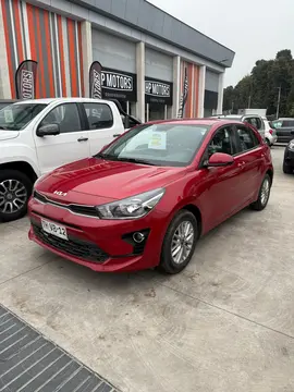 Kia Rio 5  1.4L EX CI Full usado (2024) color Rojo precio $13.490.000