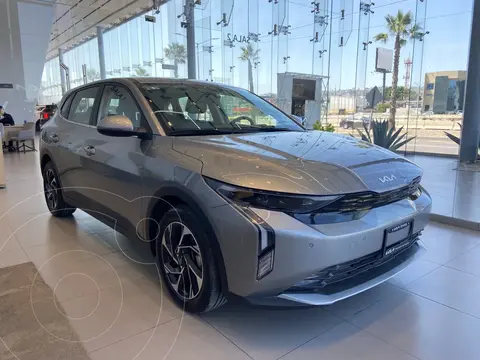 Kia Rio Hatchback EX Pack Aut usado (2023) color Gris Hierro precio $290,000