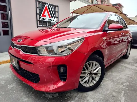 Kia Rio Hatchback LX Aut usado (2018) color Rojo precio $199,000