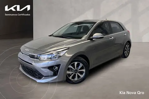 Kia Rio Hatchback EX usado (2022) color Gris financiado en mensualidades(enganche $83,112 mensualidades desde $7,135)