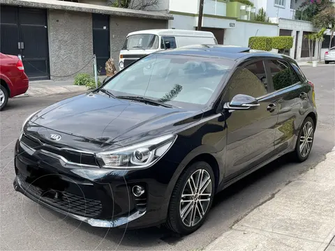 Kia Rio Hatchback EX Pack Aut usado (2018) color Negro precio $240,000