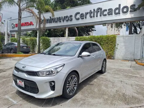 Kia Rio Hatchback EX Pack Aut usado (2018) color Plata precio $196,000