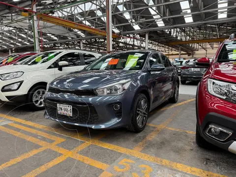 Kia Rio Hatchback EX Pack Aut usado (2018) color Azul Gris financiado en mensualidades(enganche $53,700 mensualidades desde $4,900)