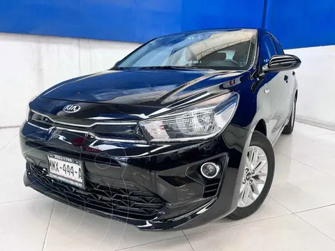 Kia Rio Hatchback LX Aut usado (2021) color Negro financiado en mensualidades(enganche $73,302 mensualidades desde $6,037)