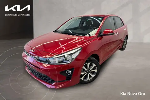 Kia Rio Hatchback EX usado (2022) color Rojo precio $298,000