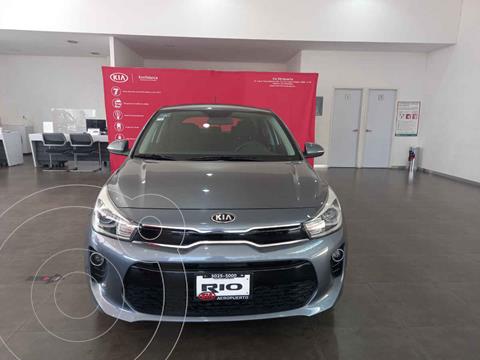 foto Kia Rio Hatchback EX usado (2018) color Azul precio $259,000